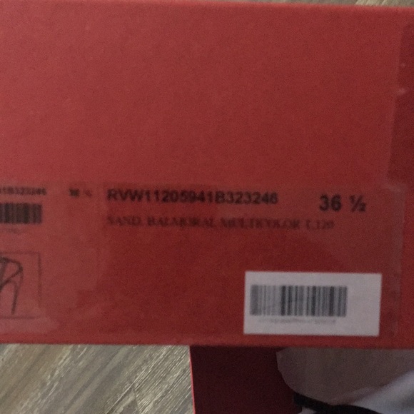 Roger Vivier  sand balmoral heels 👠 - Picture 9 of 11